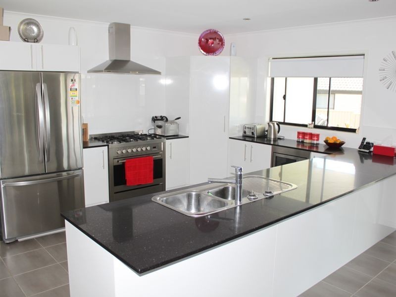 10 Narooma Street, Pottsville NSW 2489