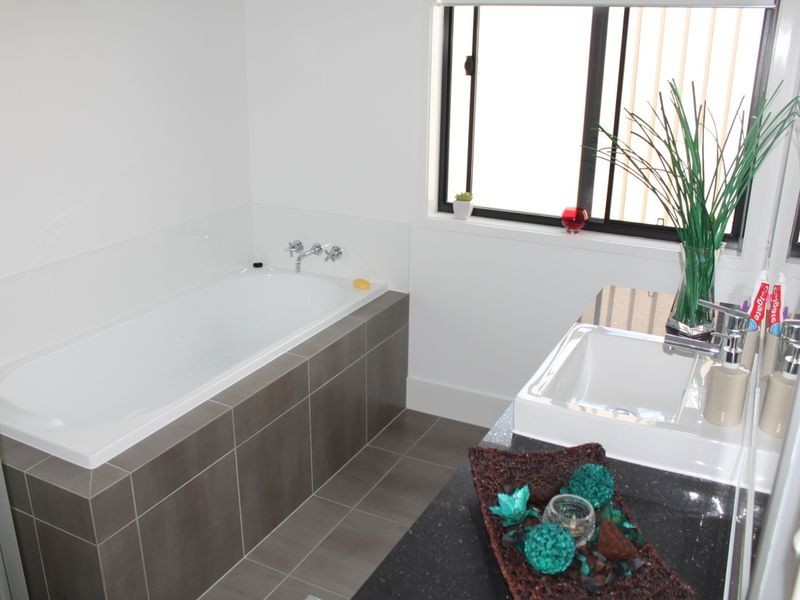 10 Narooma Street, Pottsville NSW 2489