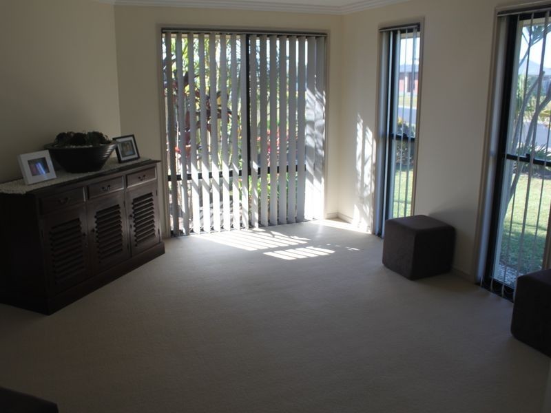 2/39 Border Crescent, Pottsville NSW 2489