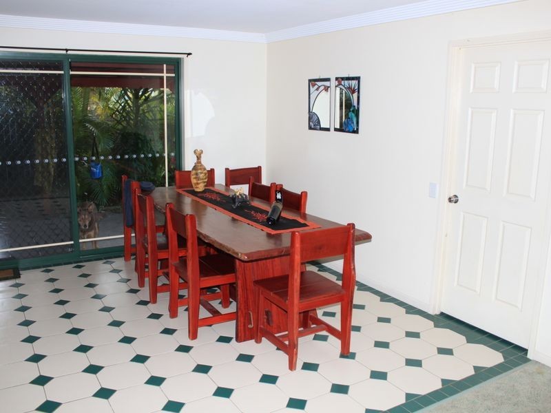 2/6 Edward Avenue, Pottsville NSW 2489