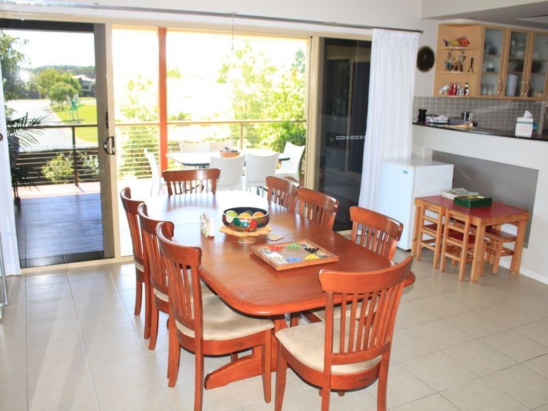 32 Mylestom Circle, Pottsville NSW 2489