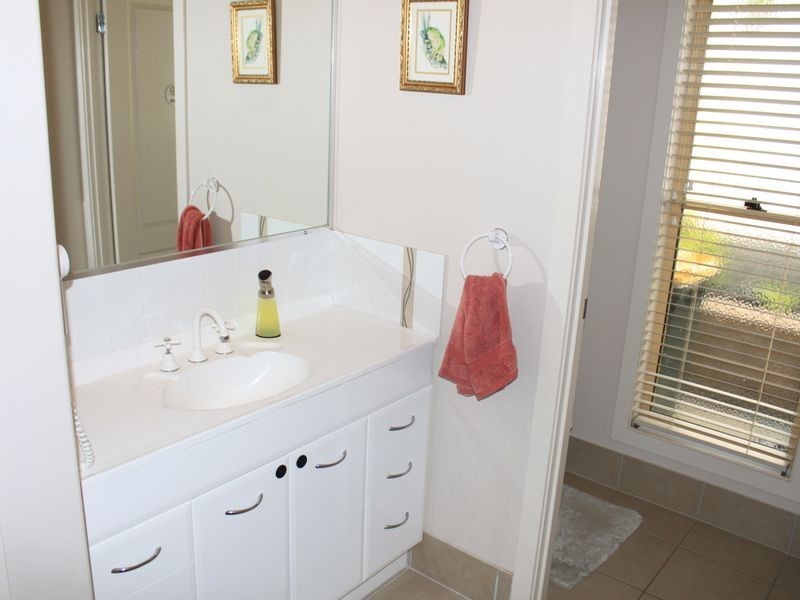 32 Mylestom Circle, Pottsville NSW 2489