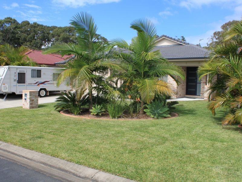 50 Border Crescent, Pottsville NSW 2489