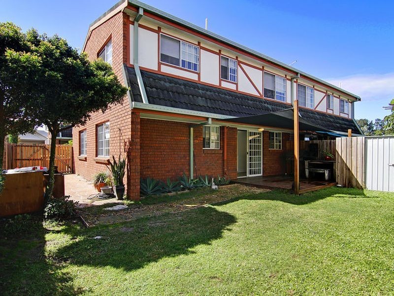 2/10 Overall Drive, Pottsville NSW 2489