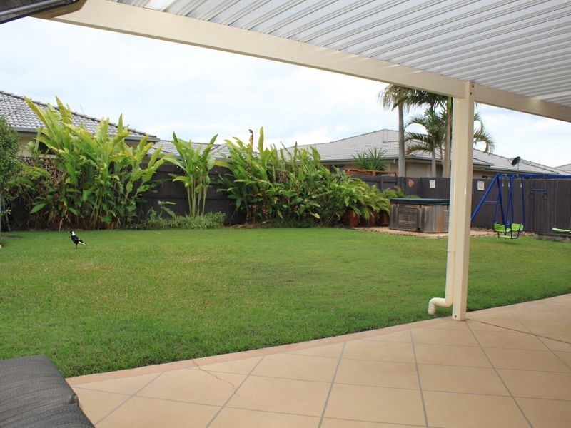 32 McKenzie Avenue, Pottsville NSW 2489