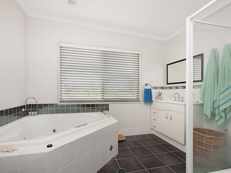 8 Peate Court, Kingscliff NSW 2487