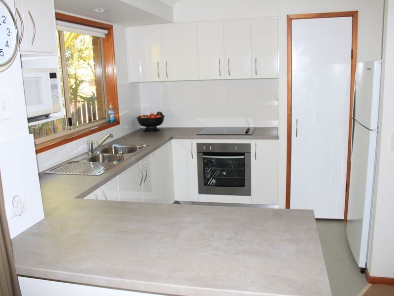 11 Buckingham Drive, Pottsville NSW 2489