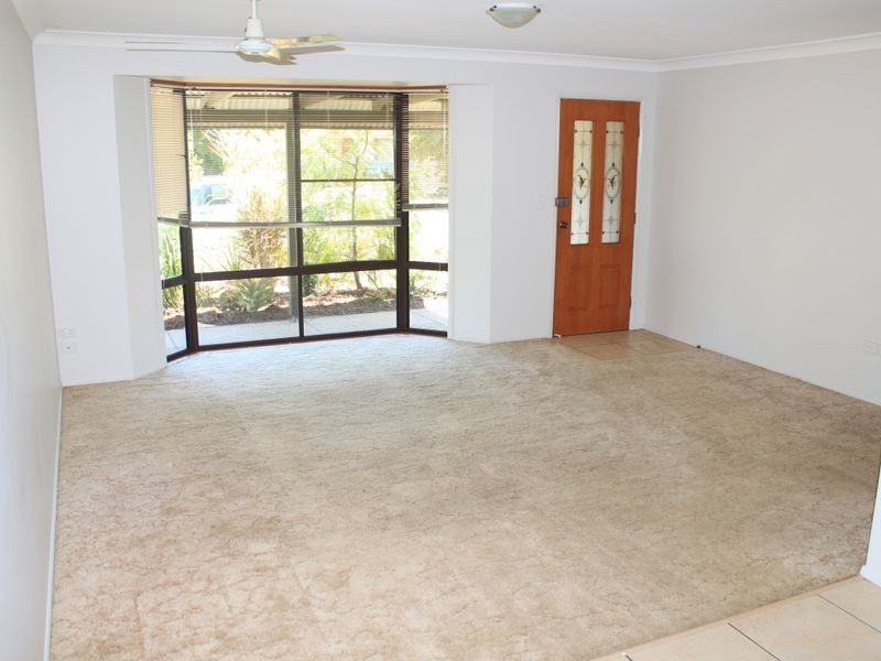 33 McKenzie Avenue, Pottsville NSW 2489