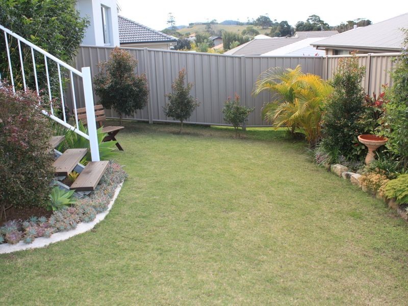 2/40 Lennox Circuit, Pottsville NSW 2489