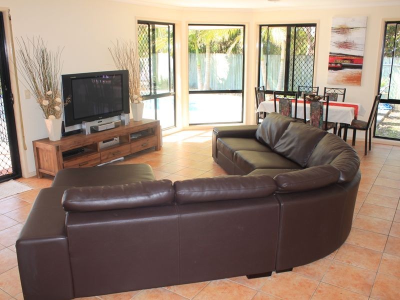 43 Buckingham Drive, Pottsville NSW 2489