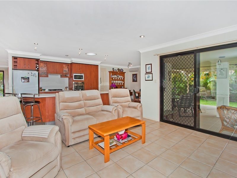 7 Kippax Place, Pottsville NSW 2489