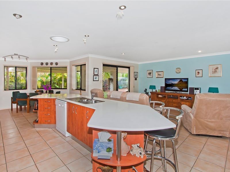 7 Kippax Place, Pottsville NSW 2489