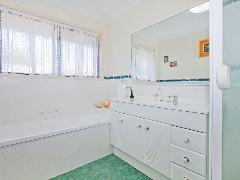 7 Kippax Place, Pottsville NSW 2489