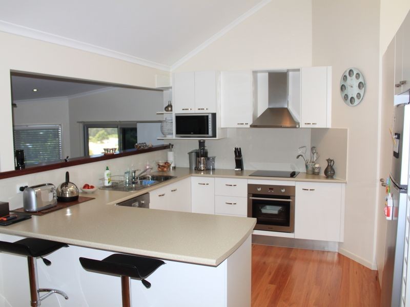 3 Silveraspen Grove, Pottsville NSW 2489