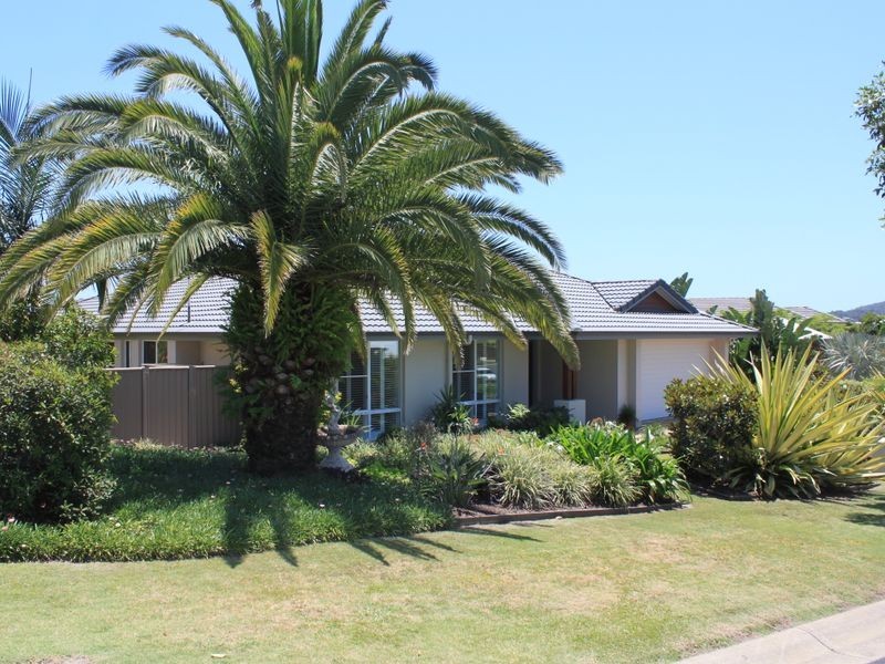 20 Lennox Circuit, Pottsville NSW 2489