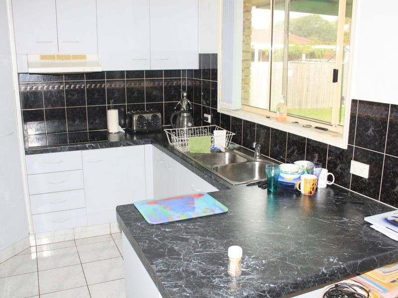 43 McKenzie Avenue, Pottsville NSW 2489