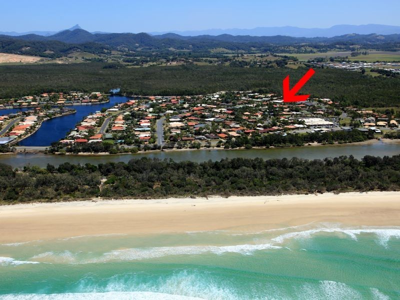 2/3 Mountbatten Court, Pottsville NSW 2489