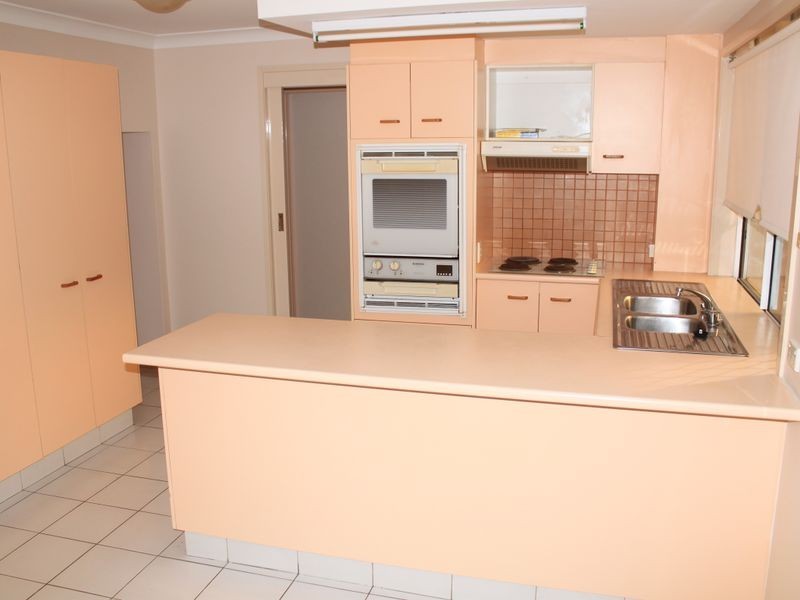 2/3 Mountbatten Court, Pottsville NSW 2489