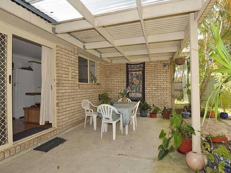 37 McKenzie Avenue, Pottsville NSW 2489