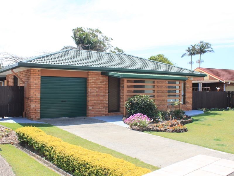 4 Diana Court, Pottsville NSW 2489