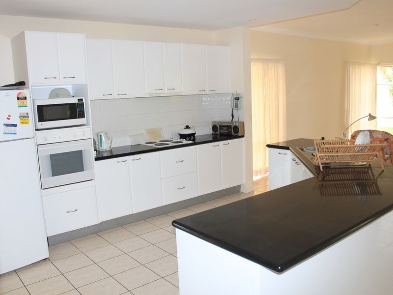 11 Ballina Street, Pottsville NSW 2489