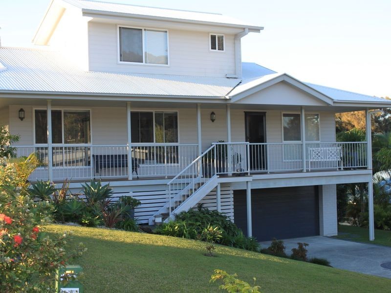 17 Euodia Avenue, Pottsville NSW 2489