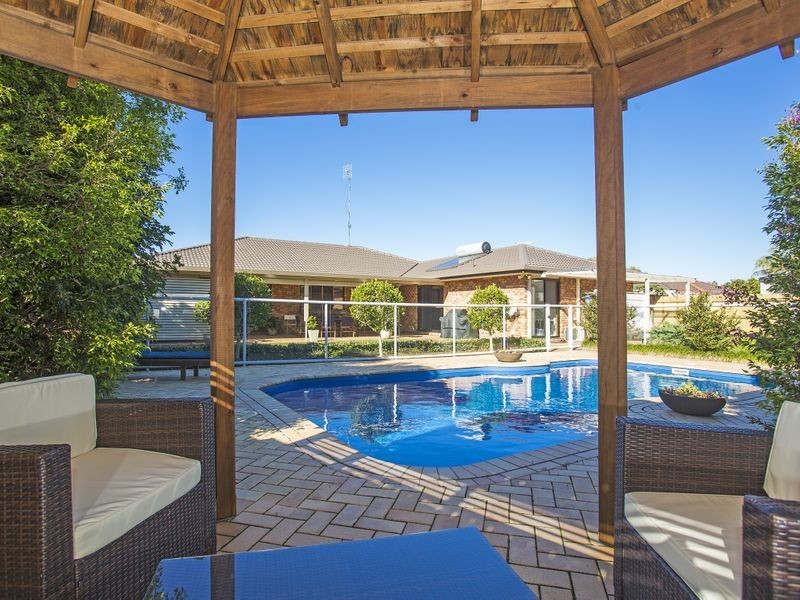 42 Edward Avenue, Pottsville NSW 2489