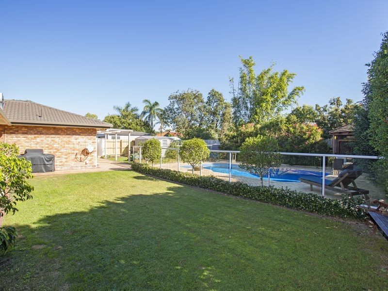 42 Edward Avenue, Pottsville NSW 2489