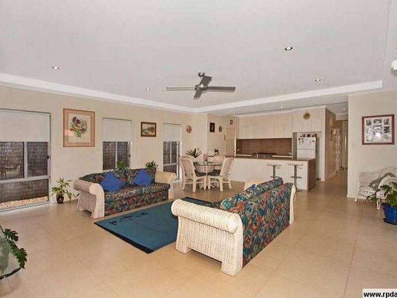 25 Taylor Drive, Pottsville NSW 2489