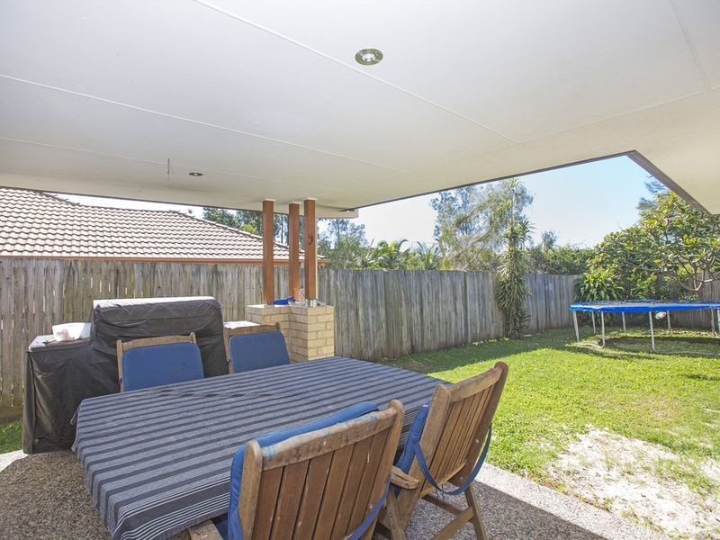 6 Muskheart Circuit, Pottsville NSW 2489