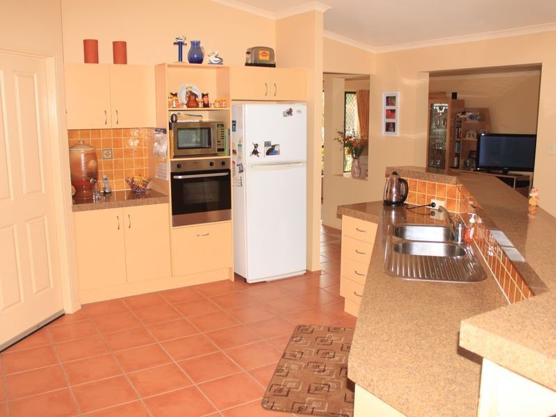 3 Taylor Drive, Pottsville NSW 2489