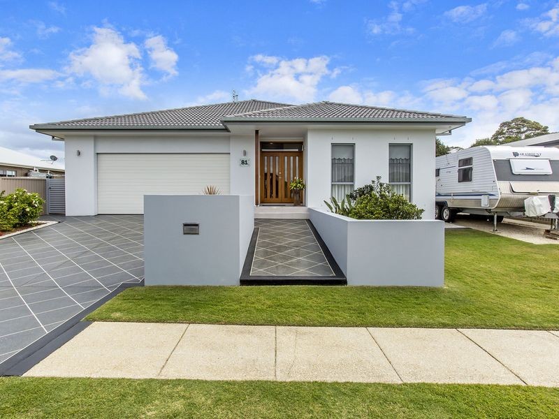 81 Lennox Circuit, Pottsville NSW 2489