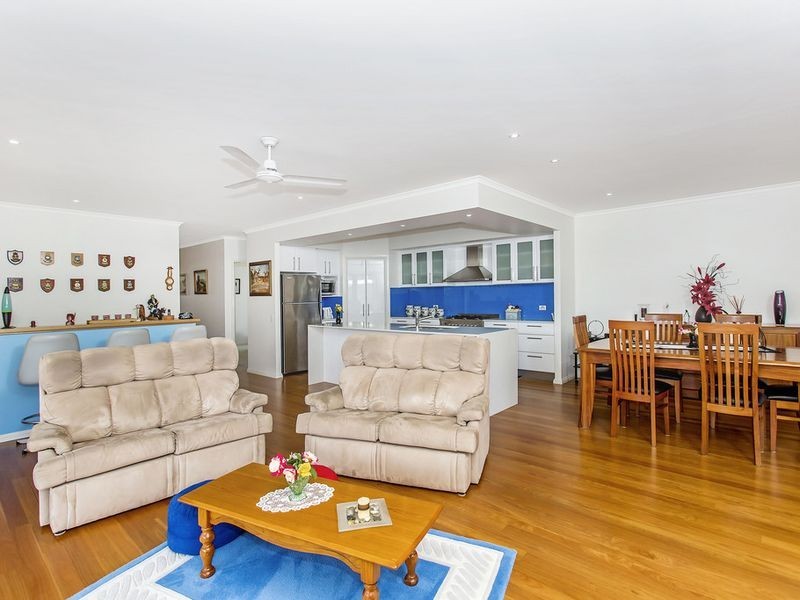 81 Lennox Circuit, Pottsville NSW 2489