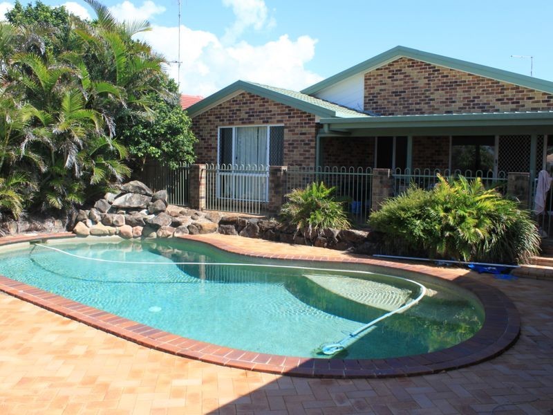 77 Andrew Avenue, Pottsville NSW 2489