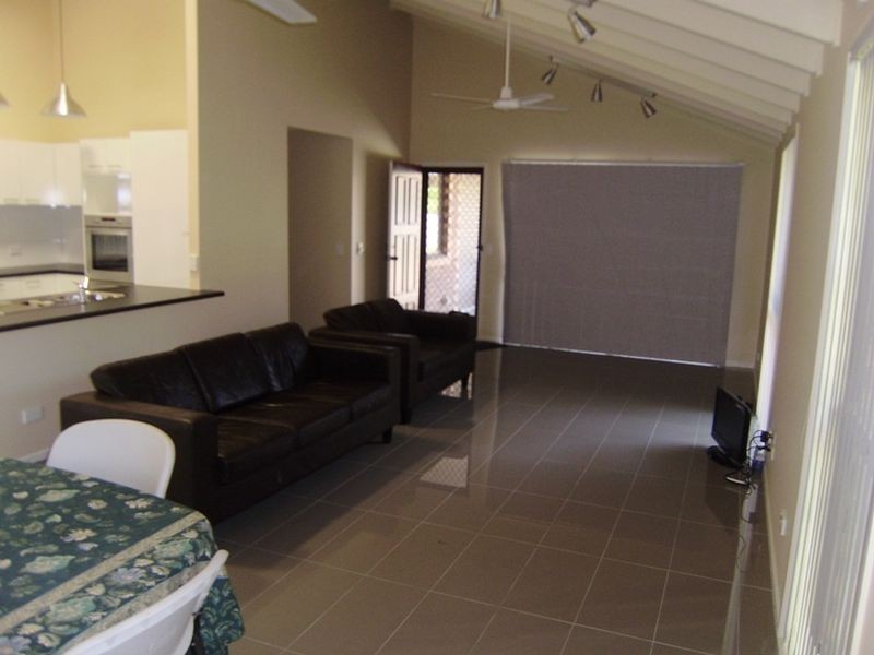 1 and 2 /4 Hastings Road, Cabarita Beach NSW 2488