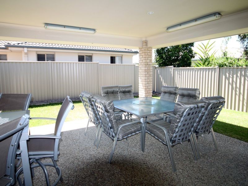 1/20 Newcastle Drive, Pottsville NSW 2489