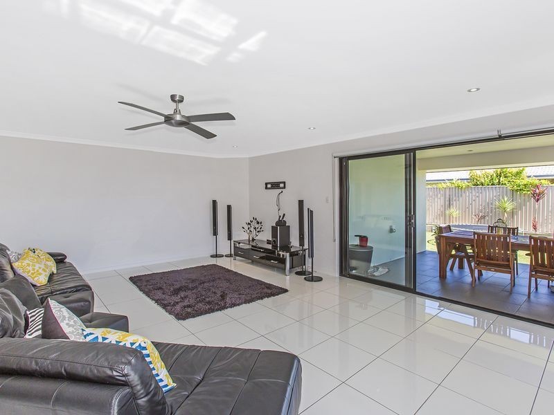 82 Lennox Circuit, Pottsville NSW 2489