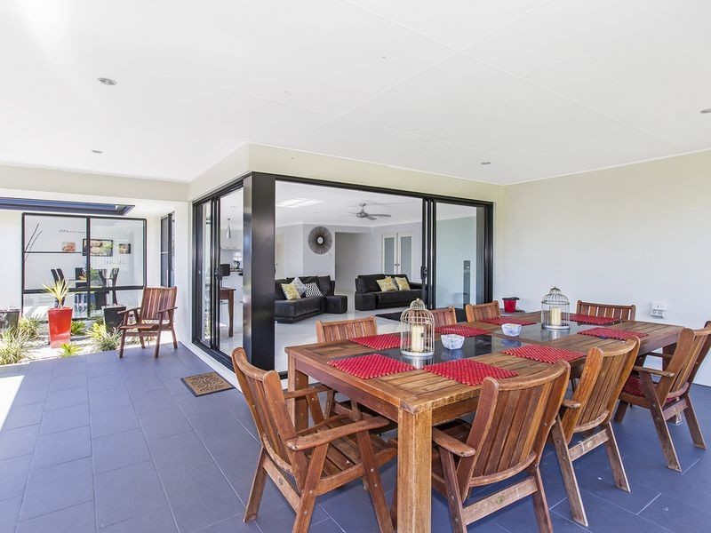 82 Lennox Circuit, Pottsville NSW 2489