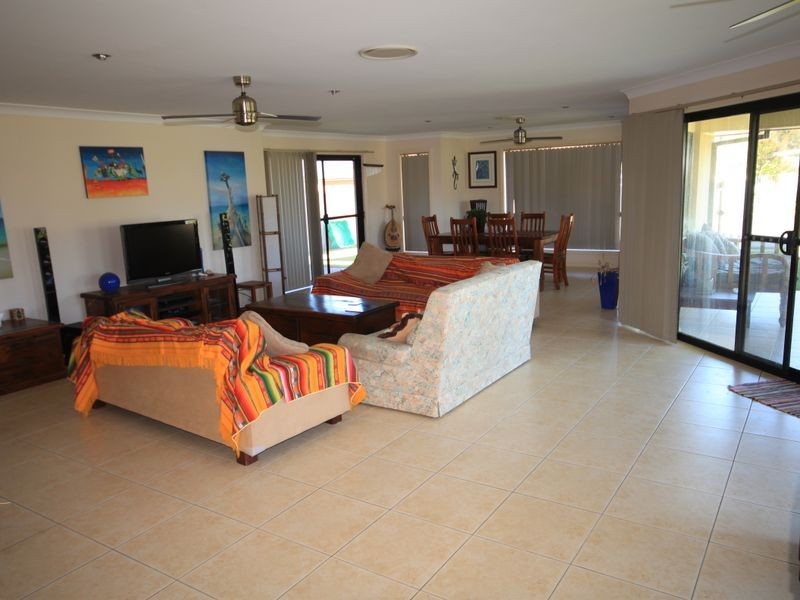 1/49 Border Cresent, Pottsville NSW 2489