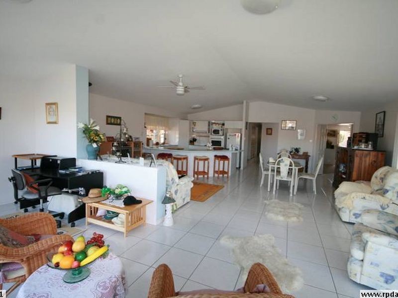 8 Edinburgh Court, Pottsville NSW 2489