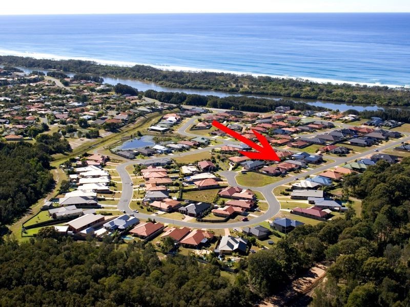 33 Border Crescent, Pottsville NSW 2489