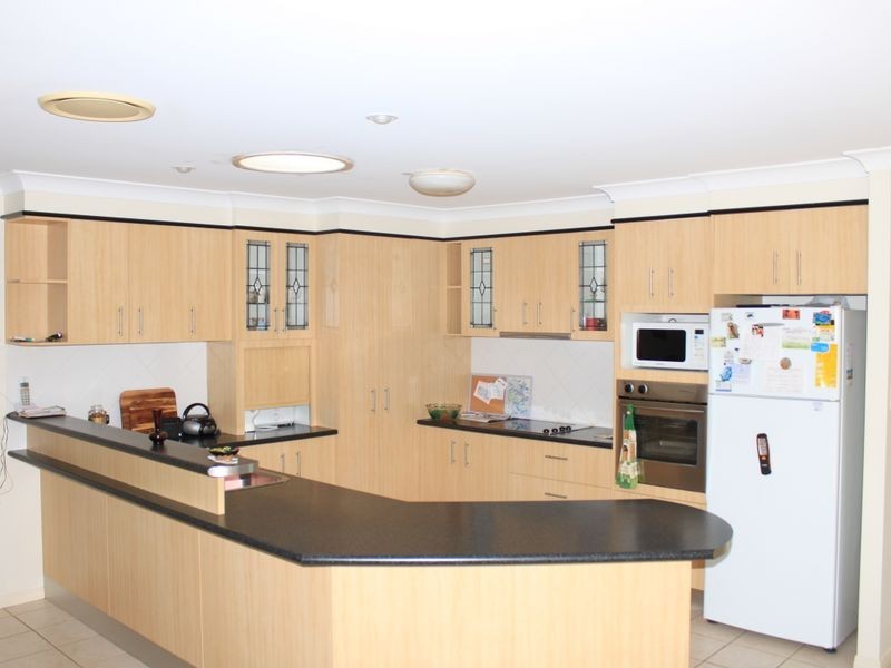 33 Border Crescent, Pottsville NSW 2489