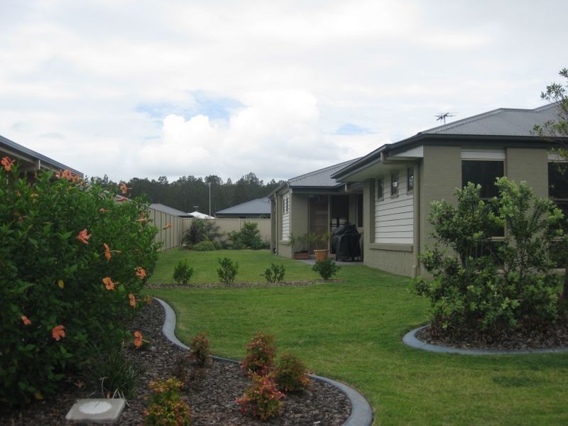 74 Sugarglider Drive, Pottsville NSW 2489