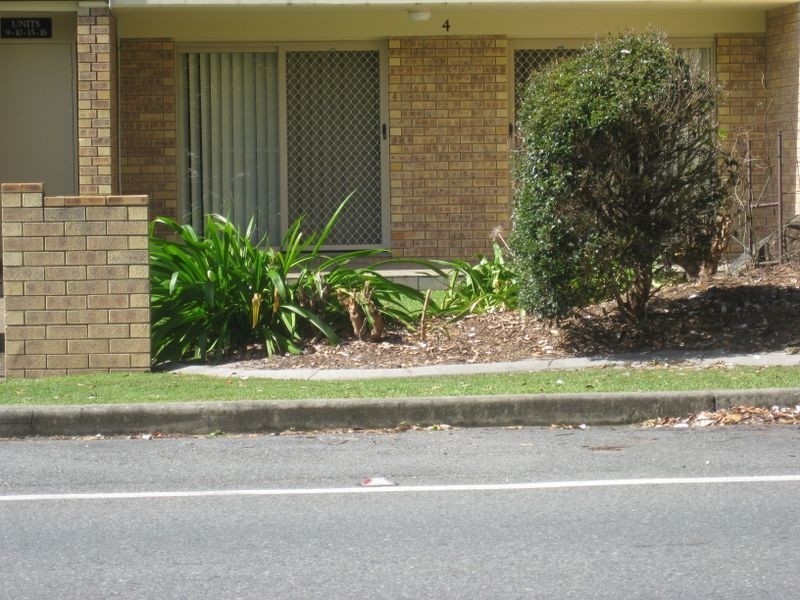 4 42-46 Coast Road, Pottsville Beach NSW 2489