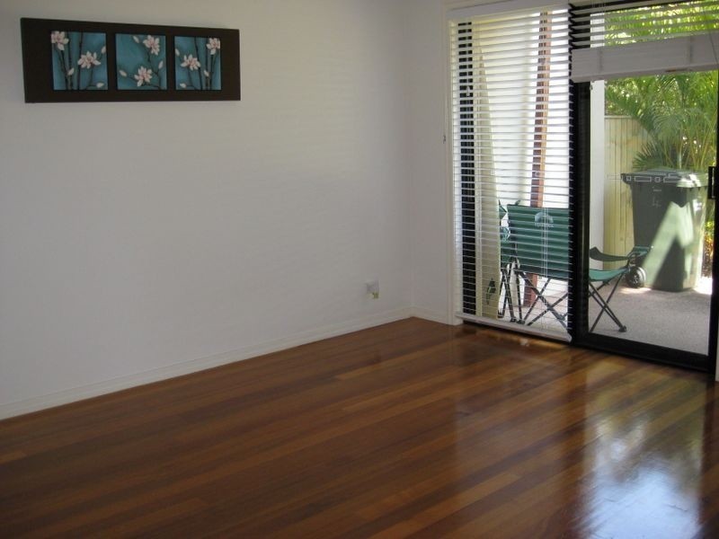 4  44-48 Elanora Avenue, Pottsville Beach NSW 2489