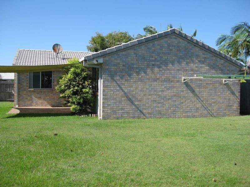 2 Mckenzie Avenue, Pottsville Beach NSW 2489