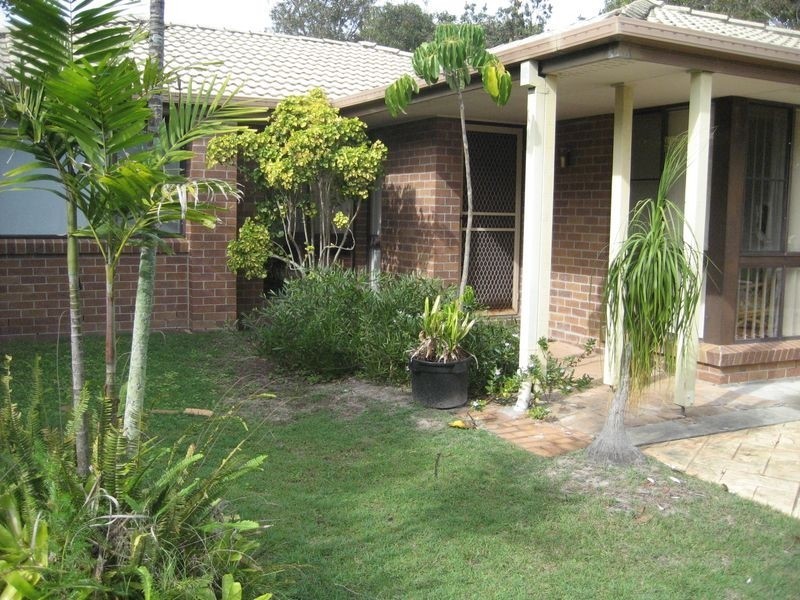 53 Elanora Avenue, Pottsville Beach NSW 2489