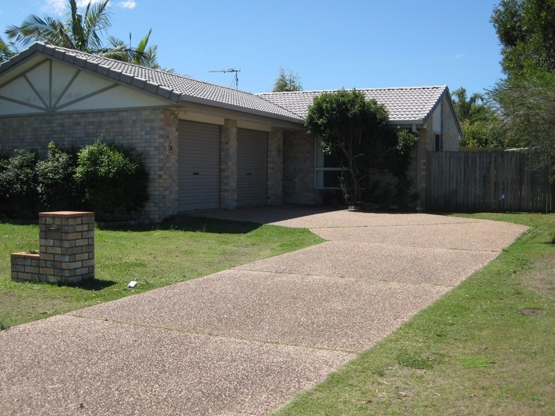 2 Mckenzie Avenue, Hastings Point NSW 2489