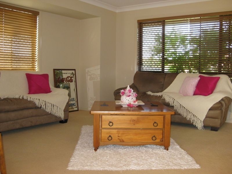 24 Taylor Drive, Hastings Point NSW 2489