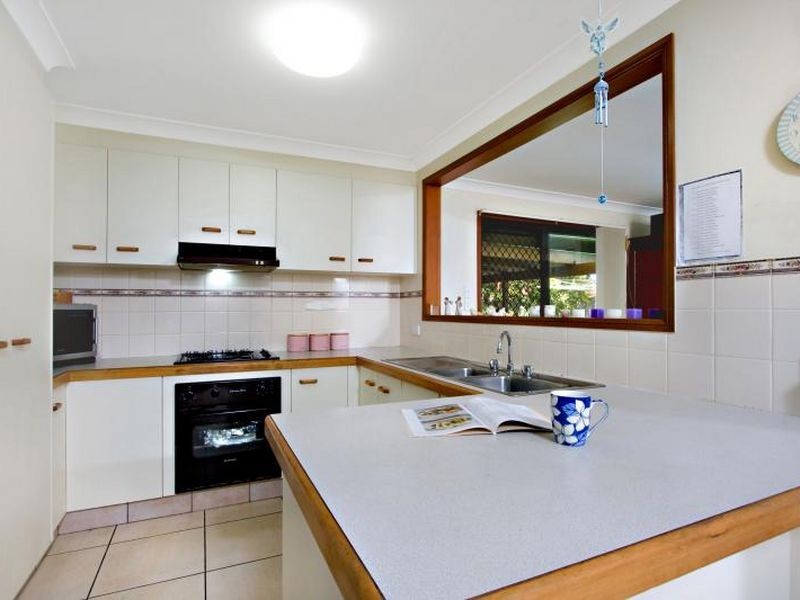 33 McKenzie Avenue, Pottsville NSW 2489